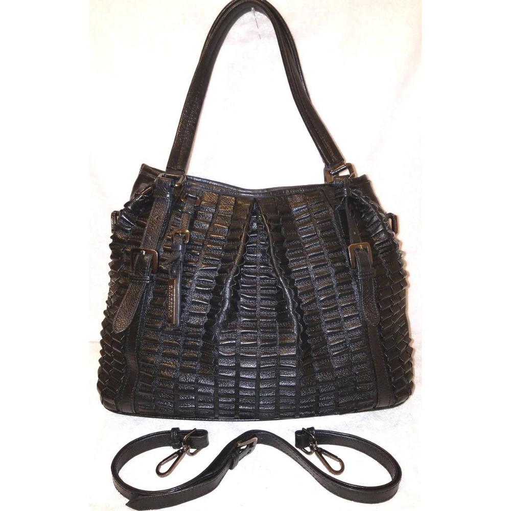 Burberry extra-large black leather convertible Bag
